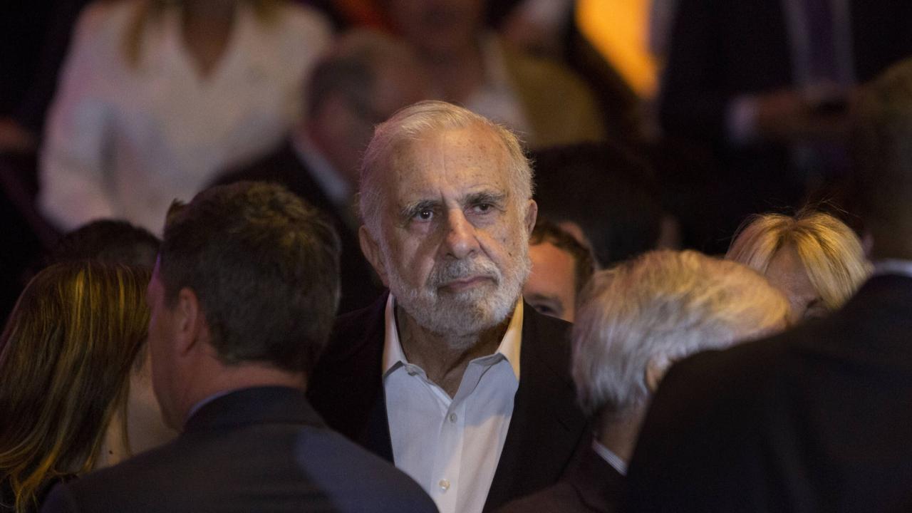 Investor carl icahn issues grim warning on us economy