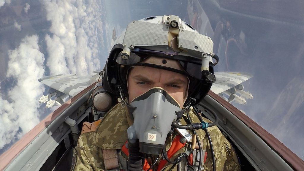 Ghost of kyiv lone fighter pilot credited with shooting down six russian jets