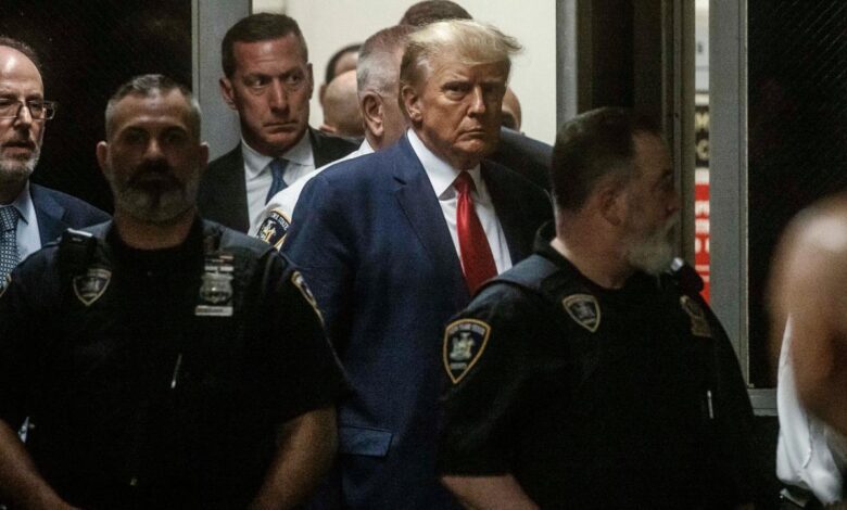 Trump arrives in court for new york fraud trial