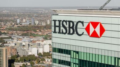 Hsbc buys silicon valley banks uk subsidiary for 1 pound