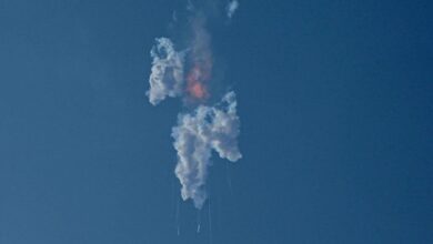 Spacexs 2nd giant rocket launch attempt ends in explosions