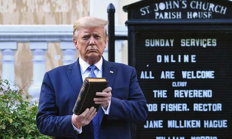 Evangelicals evangelical maga republicans leaders supporters franklin jentezen frightening scandal evangelist roundup court night mock selective foxnews congress