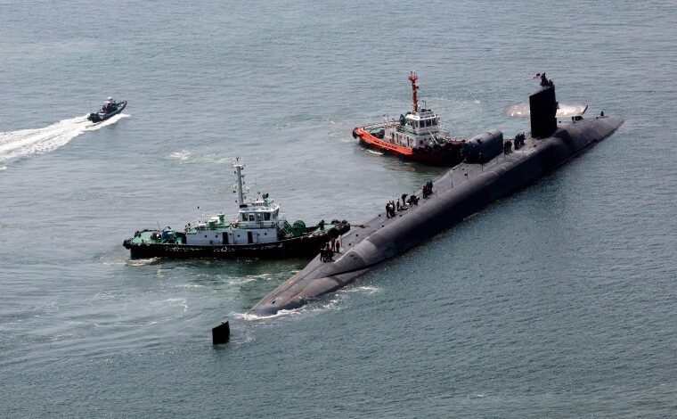 Submarine seals nuclear ohio packed submarines covert docked missile busan