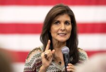 Nikki haley targets elderly politicians who refuse to give up power