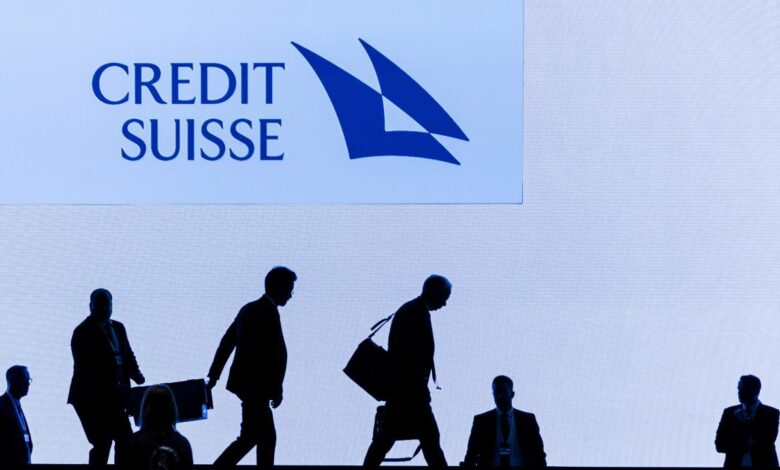 Clients pull out 120 billion from credit suisse as bank registers fourth quarter losses worst year since financial crisis