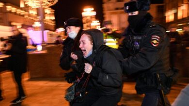 Thousands arrested in russian cities for protesting ukraine invasion