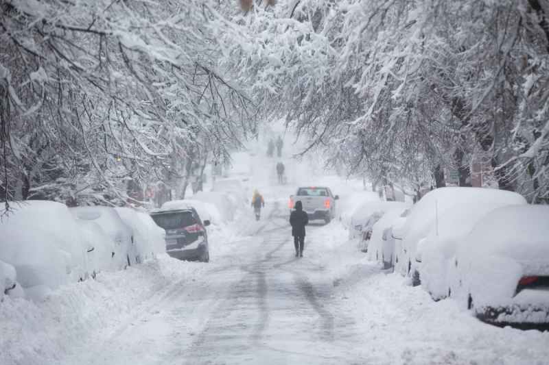 More states take emergency measures as historic winter storm puts 240 million americans under weather alerts