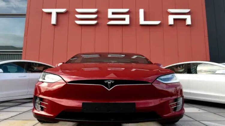 Tesla recalls 362000 us vehicles over full self driving software