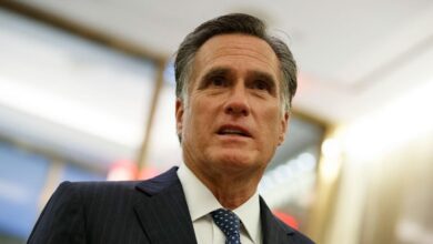 Trump trolls romney over coronavirus test