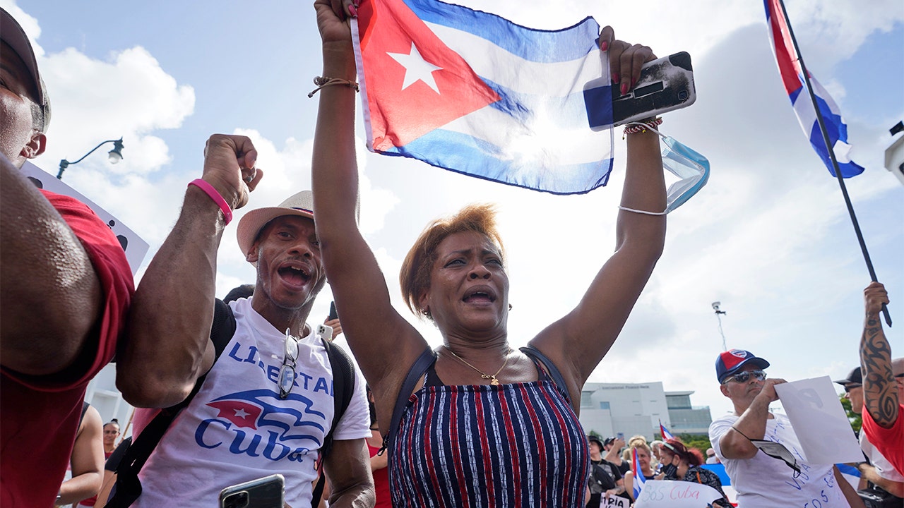 Cuban business owner in louisville decries blm protesters demands as mafia tactics