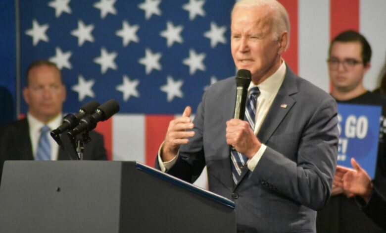 Zero emissions freight biden spending 1 5 billion to electrify us trucking industry