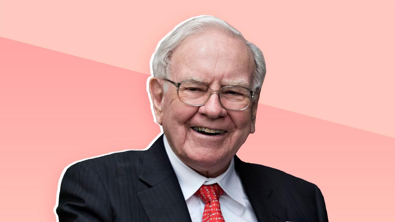 Warren buffett preaches confidence in america warns deficits have consequences