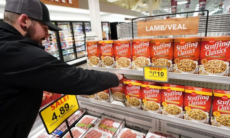 Shoppers buying groceries at dollar stores as food inflation persists