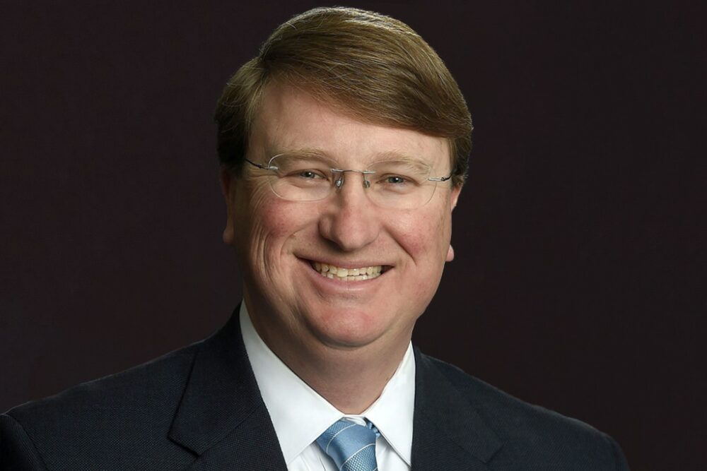 Mississippi governor reeves we cant wait for a coronavirus cure to re open our economy