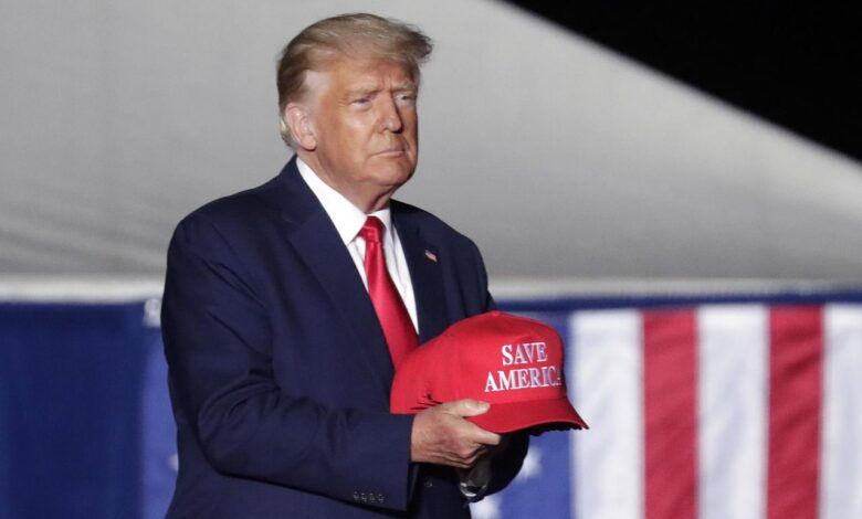 Trump holds arizona rally pushing maga message during dem debate