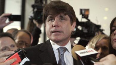 Trump commutes sentence of ex gov blagojevich pardons kerik