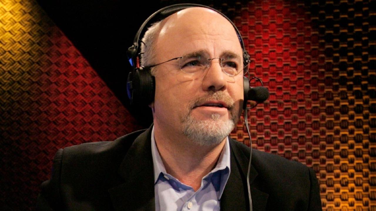 Dave ramsey heres when its better to pile up cash than invest