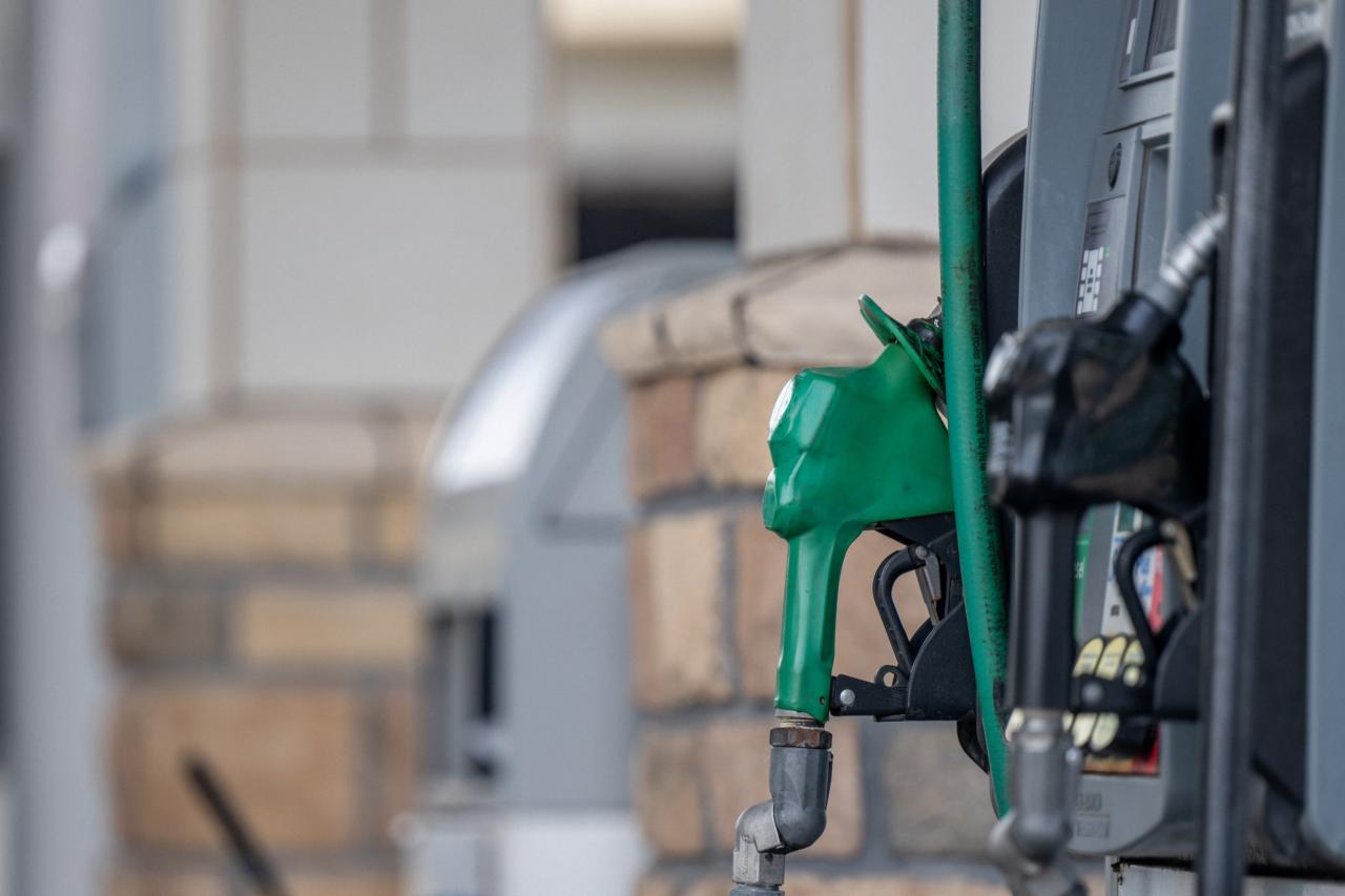 Us gas prices could eye 4 in summer as oil rally persists