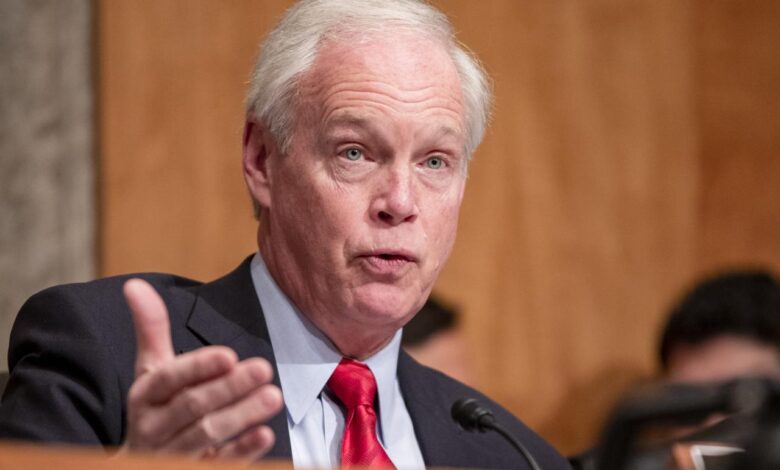 Besieged on all sides ron johnson says his probe would certainly help trump win reelection