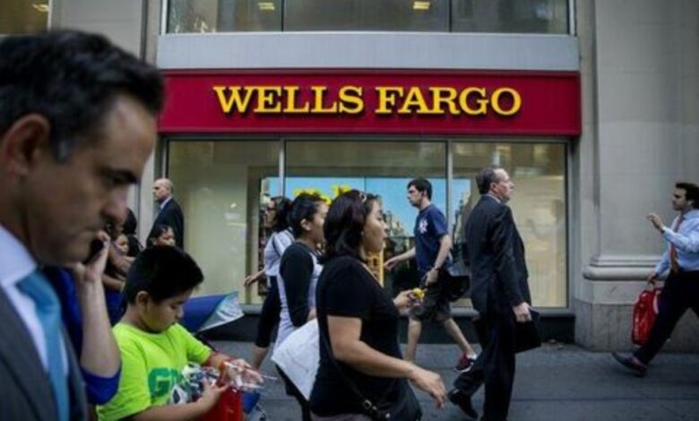 Wells fargo warns customers of incorrect balances or missing transactions