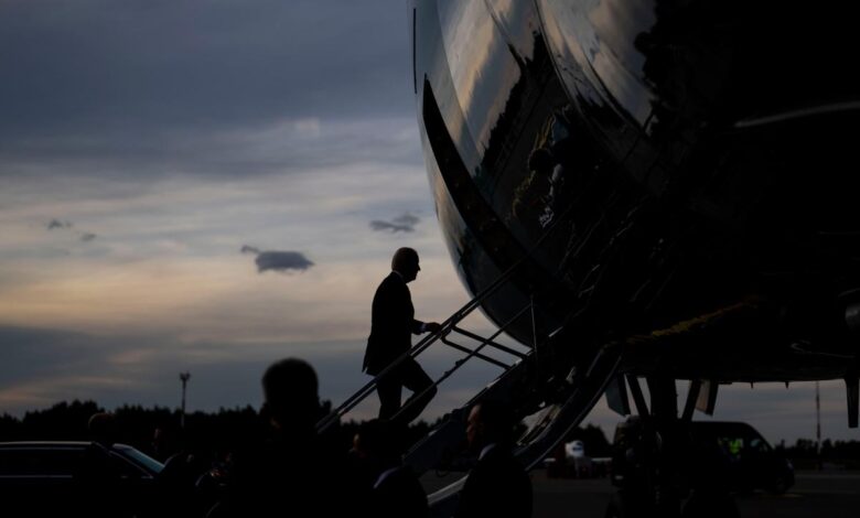 Supreme court justices question biden administrations border policy