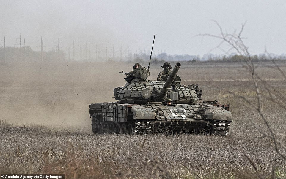 Russian forces begin withdrawal from ukraines kherson