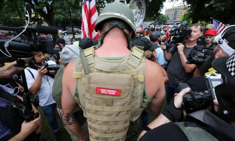 Rep dan crenshaw rips antifa demonstrators blasts portland protests as sad showing