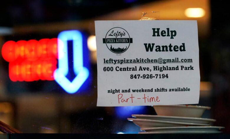 Us adds 315000 new jobs unemployment rate rises amid slowing economy