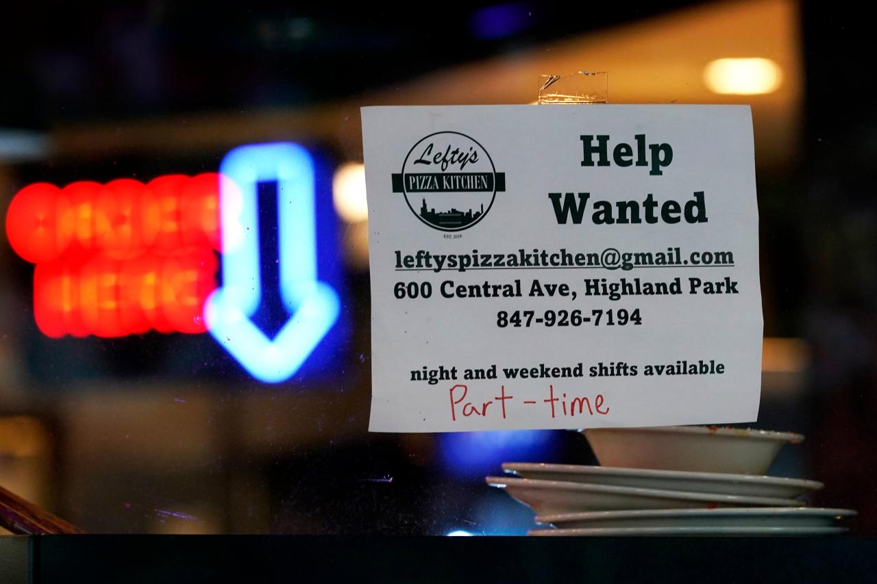 Us adds 315000 new jobs unemployment rate rises amid slowing economy