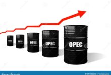 Opec agrees to sharply cut oil output in blow to biden