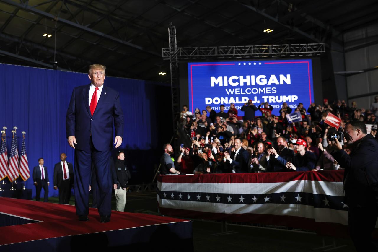 Trump rally michigan