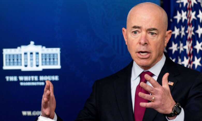 Homeland security secretary alejandro mayorkas says he has no plans to resign amid border crisis