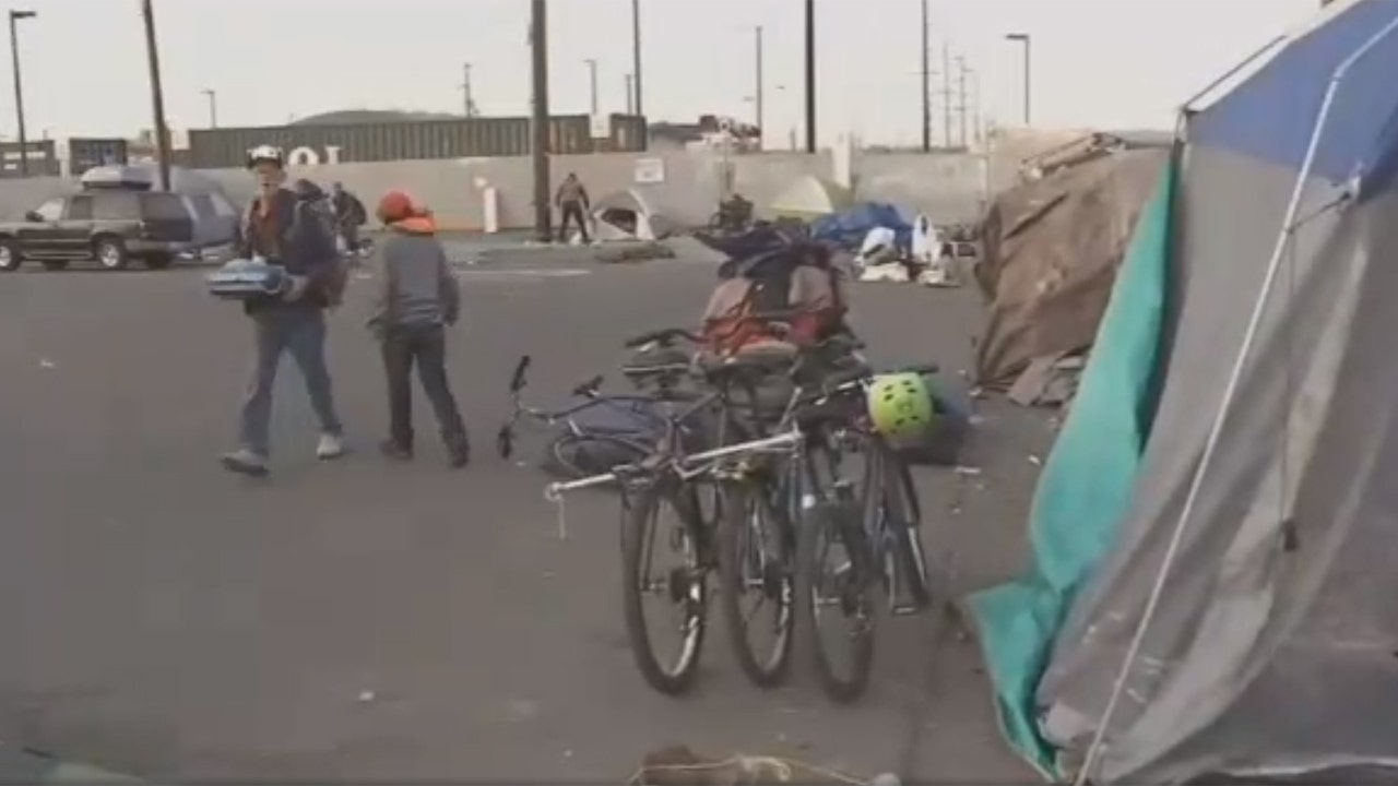 Portland residents business owners want city officials to fix homeless problem