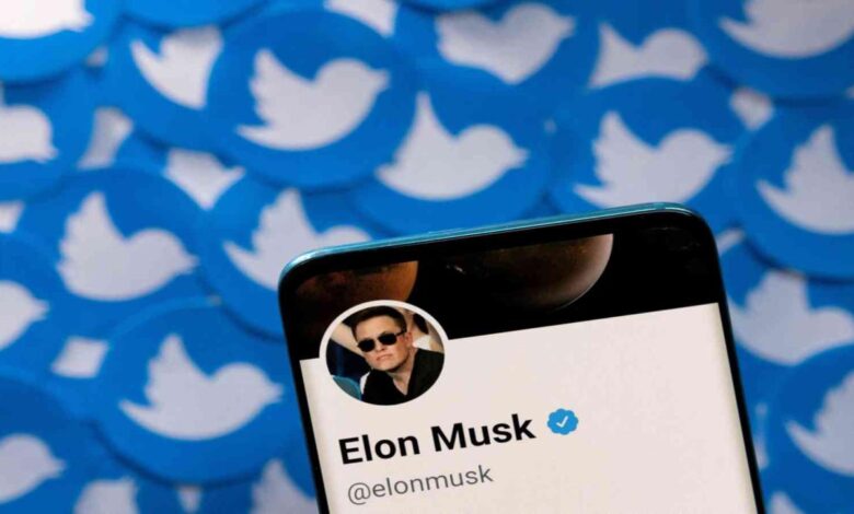 Pressure mounts on twitters board as elon musk hints at potential tender offer