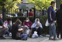 More illegal immigrants arrive near vp harriss dc residence 3 more buses sent to nyc