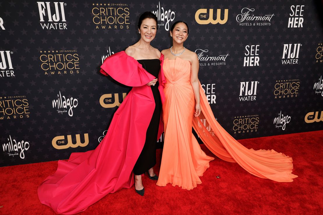 Critics Choice Awards 2025 red carpet arrivals celebrity appearances