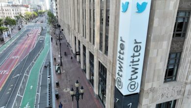 Twitter temporarily closes offices suspends badge access amid layoffs report
