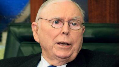 Charlie munger blasts crypto as partly fraud and partly delusion after ftx meltdown