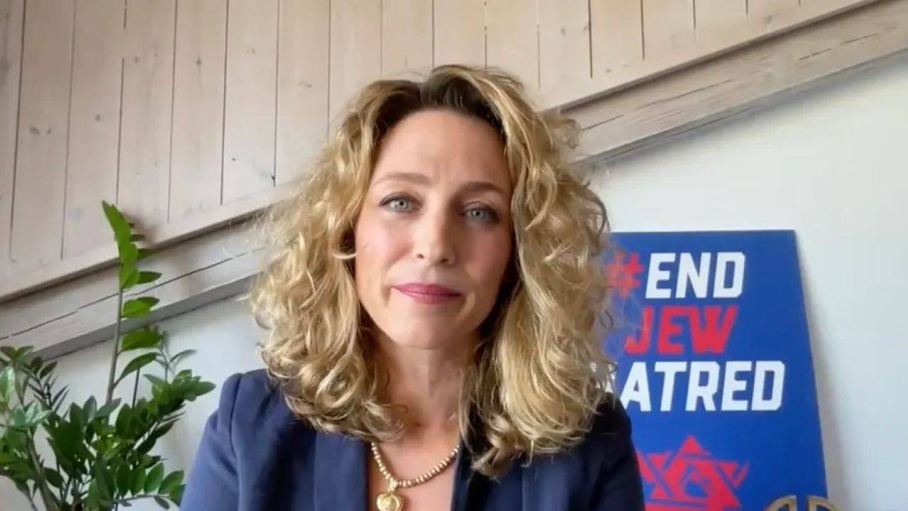 Omar ilhan rashida tlaib ocasio cortez aoc alexandria july reps proud boys president israel getty bernie endorse sanders pro house