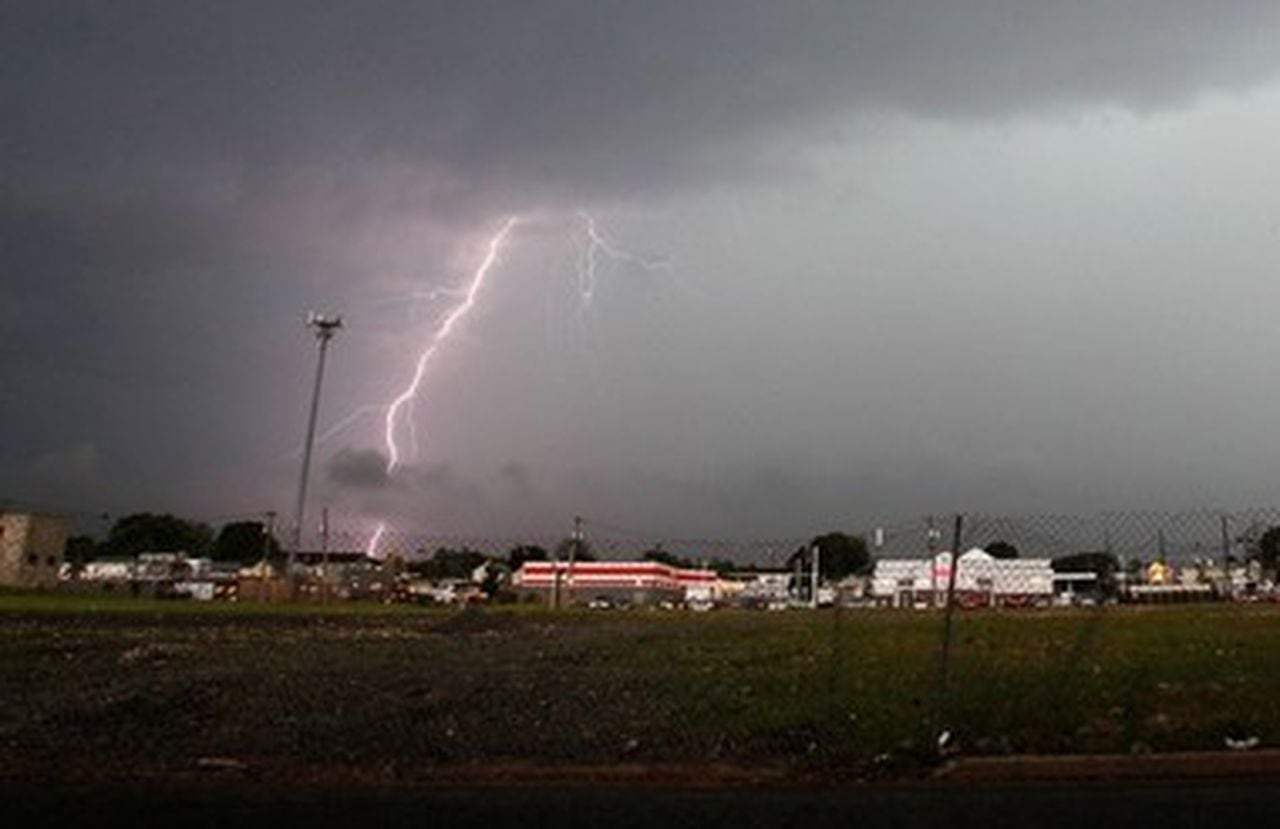 Thunderstorm severe lightning hail thunderstorms winds mph outage across storms bolt streaks Possible severe storms wednesday could pack damaging winds hail lightning slight chance of tornado in spots